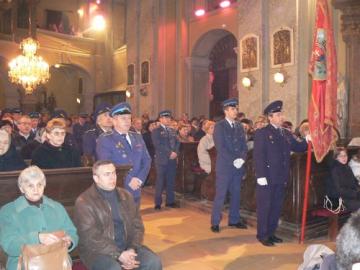 Veriaci počas sv. omše Veriaci počas sv. omše
