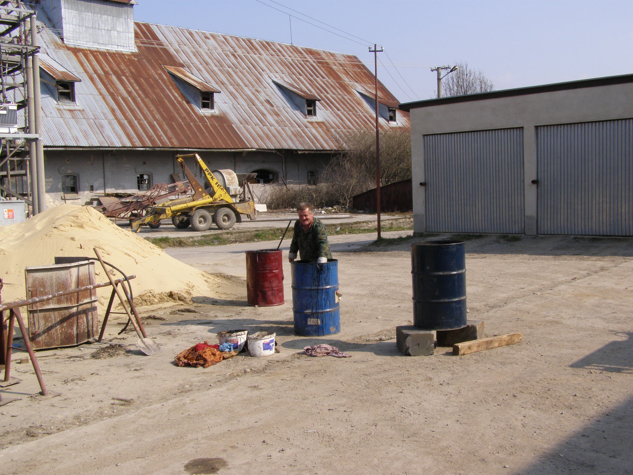 Fotogaléria Jarná údržba ciest 2007 (8) Jarná údržba ciest 2007