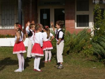 Nedeľný program - deti z materskej školy Nedeľný program - deti z materskej školy